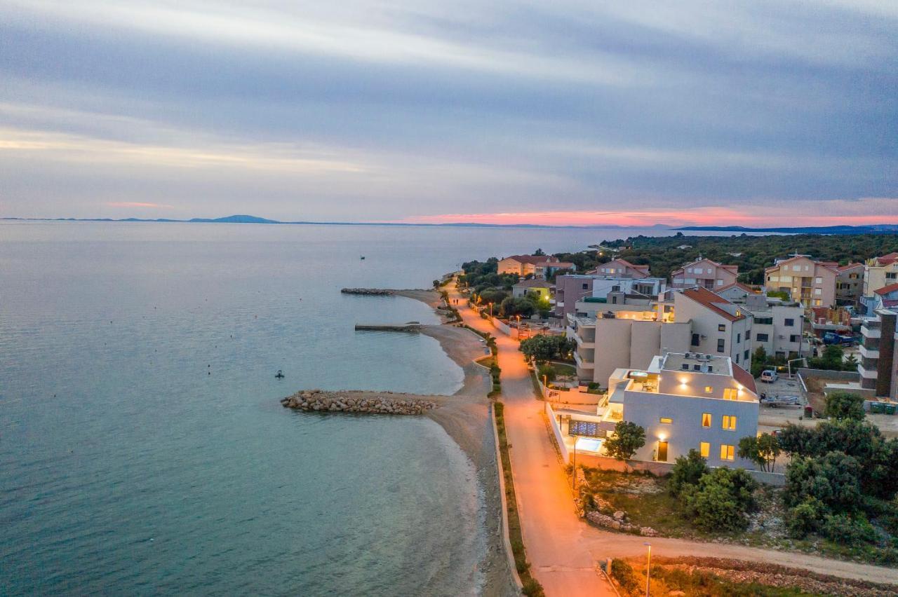 Villa Eni Apartments 1 Mandre Zewnętrze zdjęcie