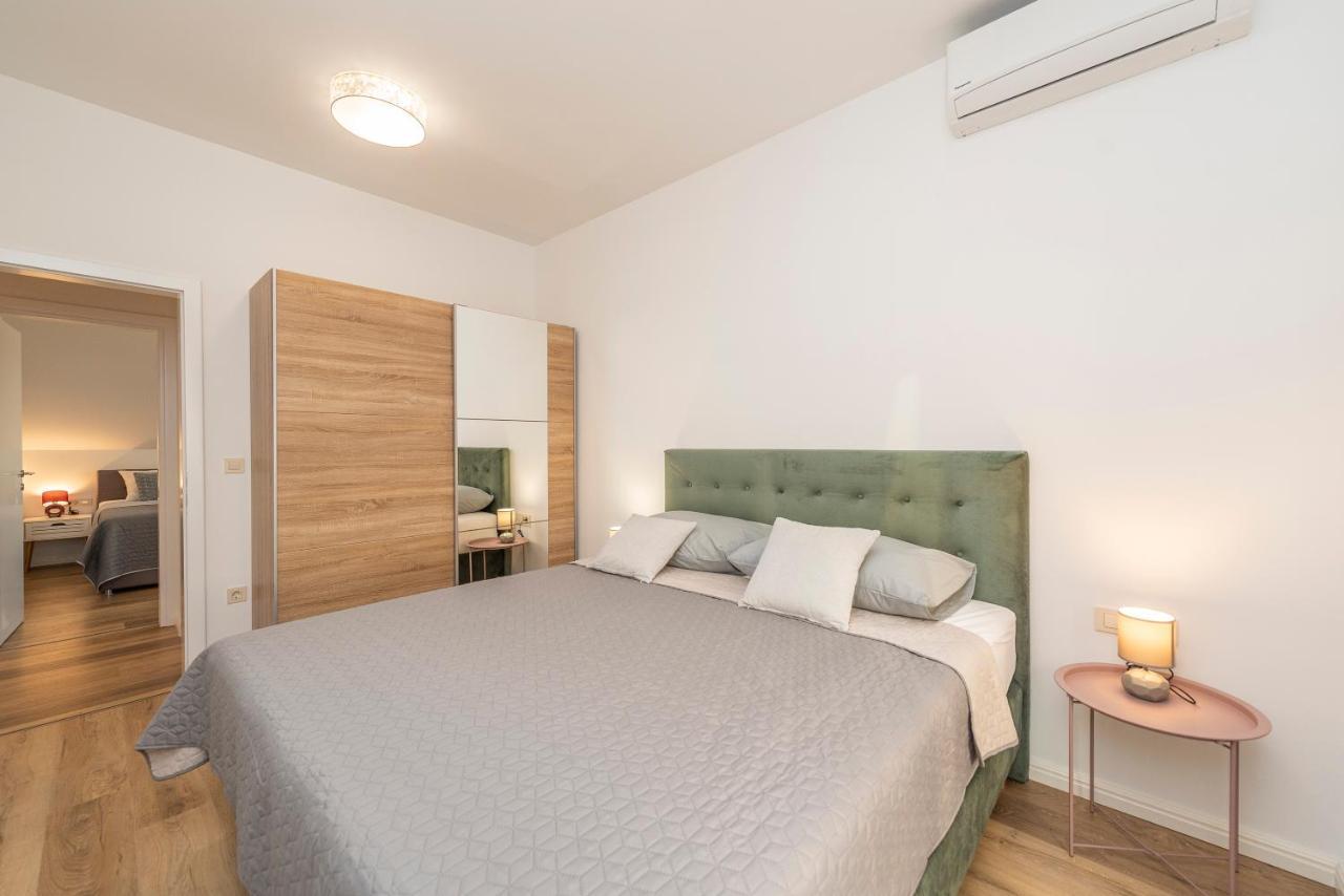 Villa Eni Apartments 1 Mandre Zewnętrze zdjęcie